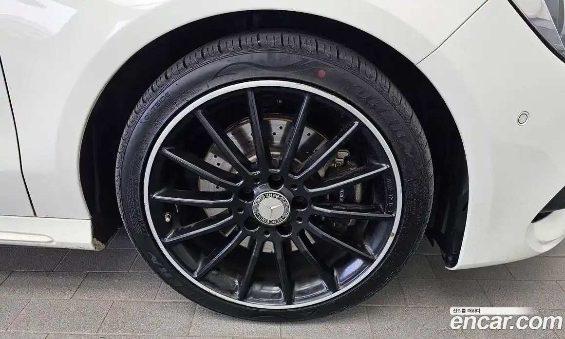 Mercedes-Benz CLA-Class 2017 2.0 гидро, фото 7 Mercedes-Benz CLA-Class 2017 2.0 гидро, фото 7