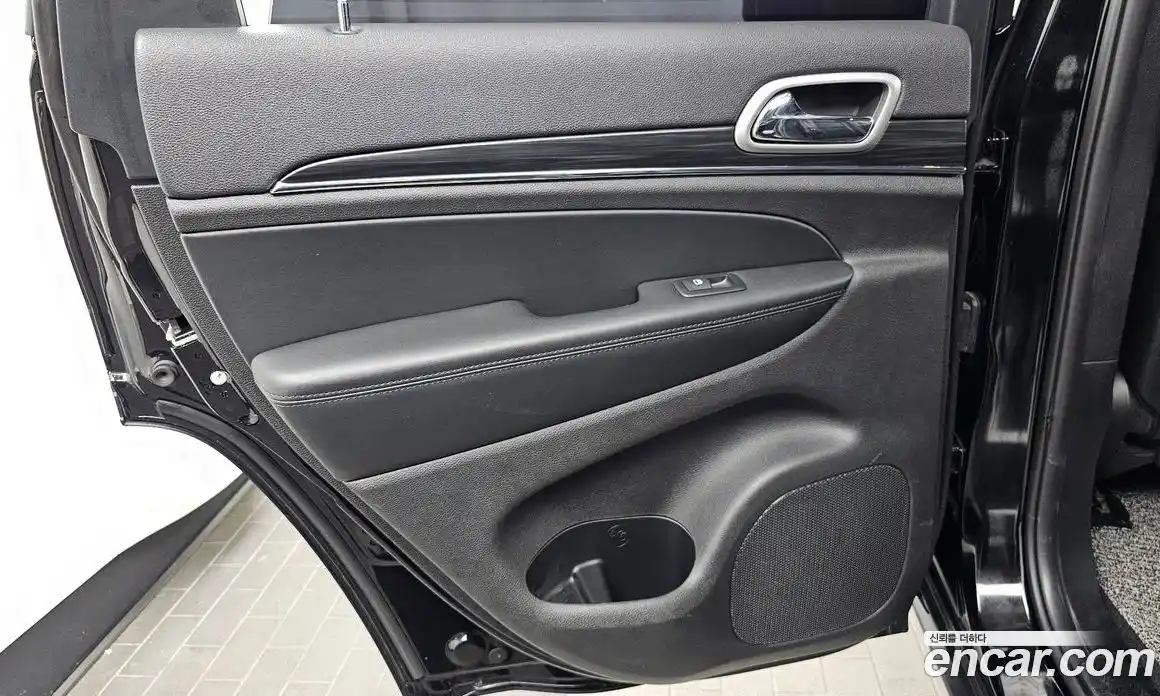 Jeep Cherokee 2019 3.6 автомат (гидро), фото 15