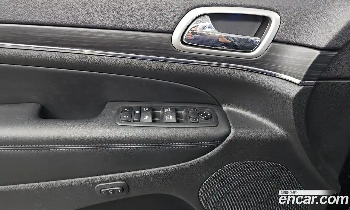Jeep Cherokee 2019 3.6 автомат (гидро), фото 31