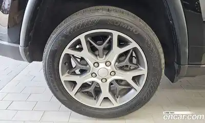 Jeep Cherokee 2019 3.6 автомат (гидро), миниатюра 5