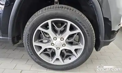 Jeep Cherokee 2019 3.6 автомат (гидро), миниатюра 7