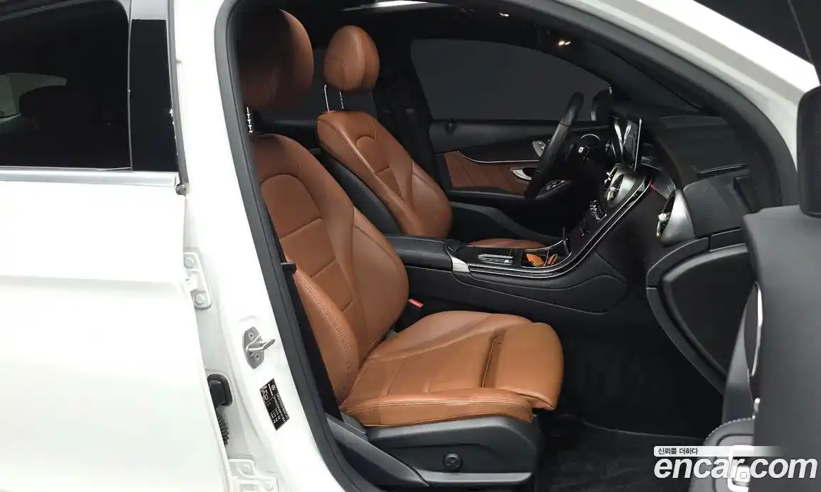 Mercedes-Benz GLC-Class 2021 2.0 гидро, фото 17