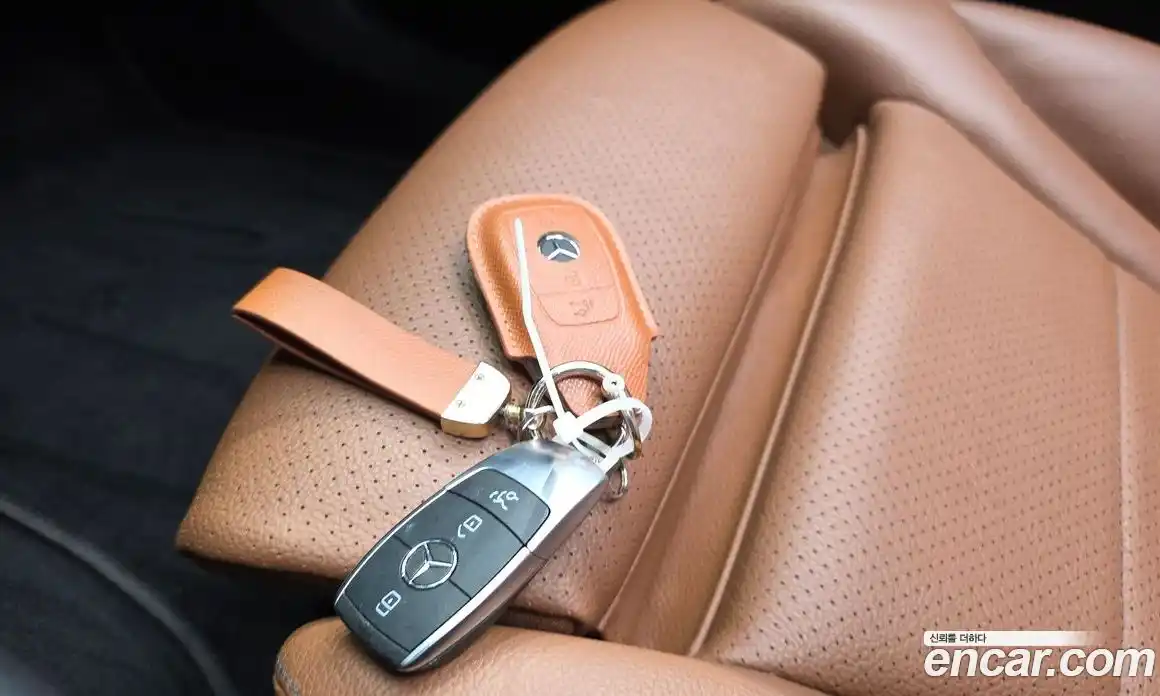 Mercedes-Benz GLC-Class 2021 2.0 гидро, фото 33