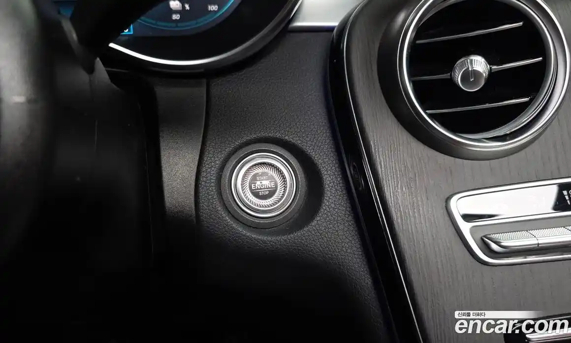 Mercedes-Benz GLC-Class 2021 2.0 гидро, фото 38