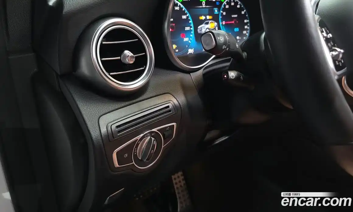 Mercedes-Benz GLC-Class 2021 2.0 гидро, фото 40