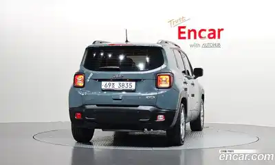 Jeep Renegade 2018 2.4 автомат (гидро), миниатюра 4