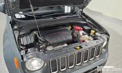 Jeep Renegade 2018 2.4 автомат (гидро), миниатюра 6