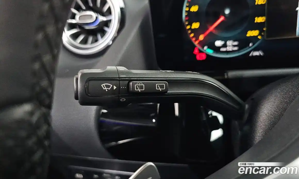 Mercedes-Benz EQA 2021 0.2 гидро, фото 28