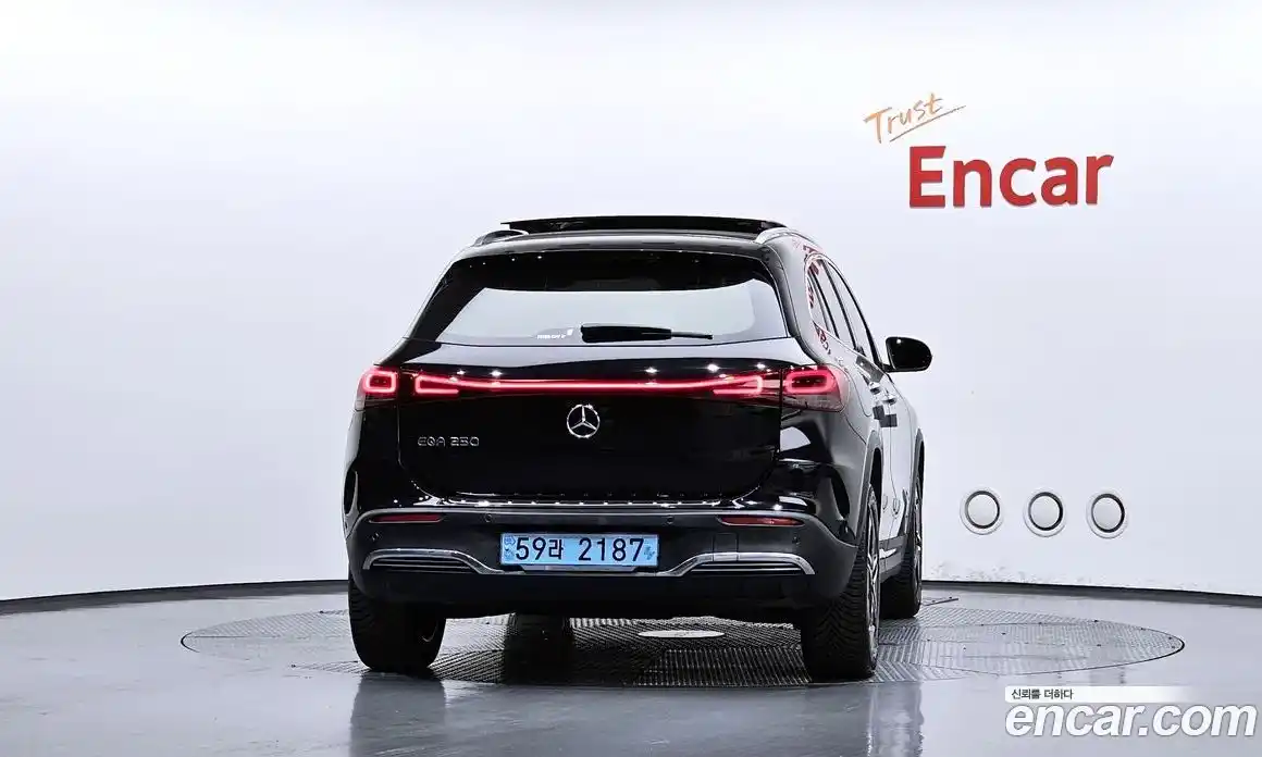 Mercedes-Benz EQA 2021 0.2 гидро, фото 4