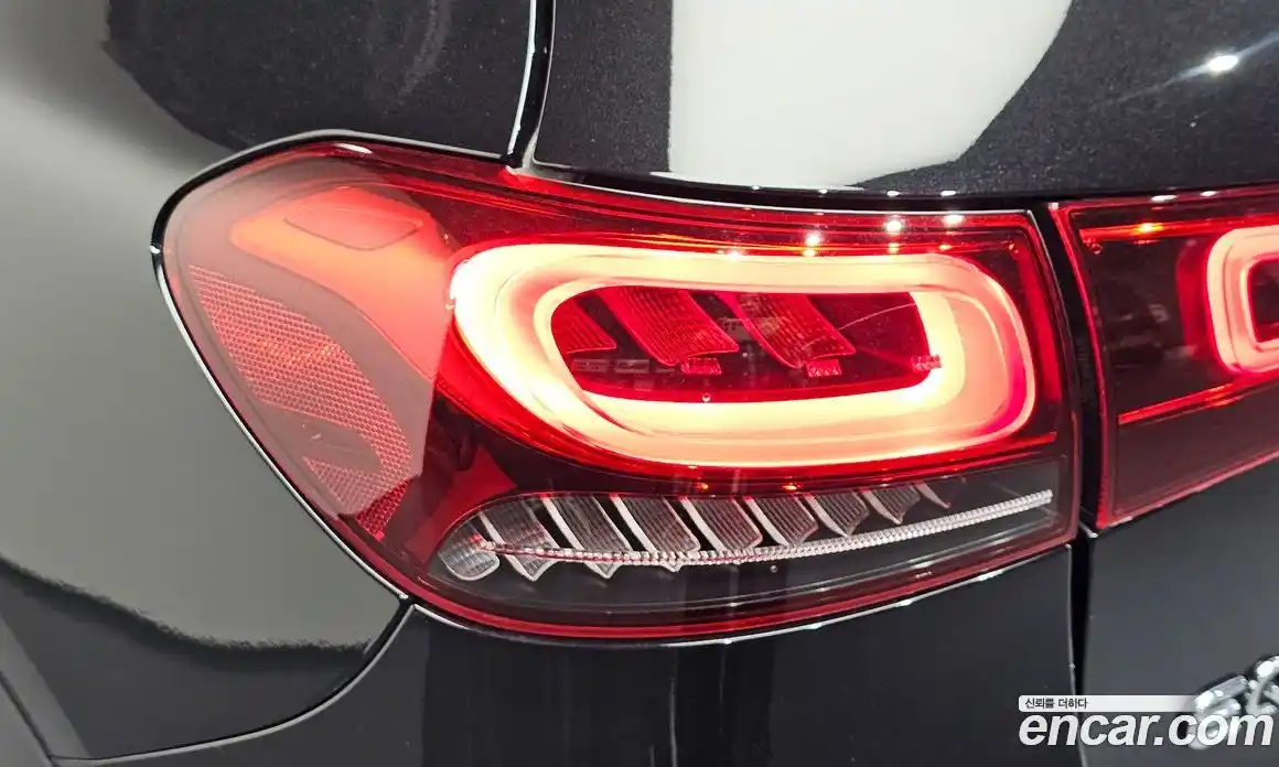 Mercedes-Benz EQA 2021 0.2 гидро, фото 9