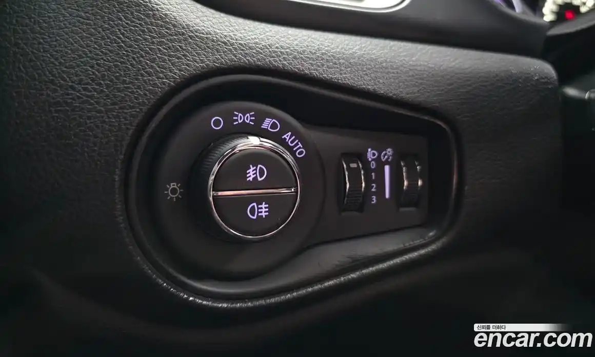Jeep Renegade 2017 2.4 автомат (гидро), фото 17