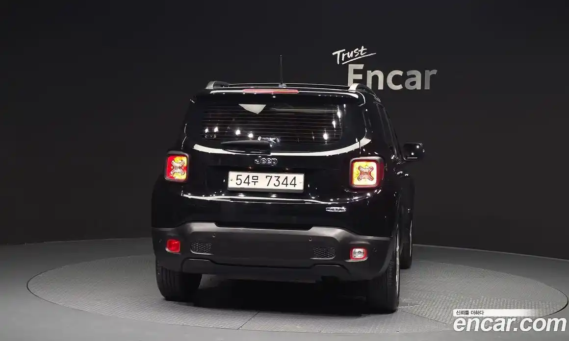 Jeep Renegade 2017 2.4 автомат (гидро), фото 4