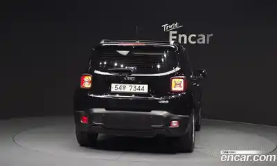 Jeep Renegade 2017 2.4 автомат (гидро), миниатюра 4