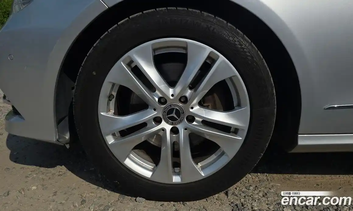 Mercedes-Benz E-Class 2010 3.5 автомат (гидро), фото 5