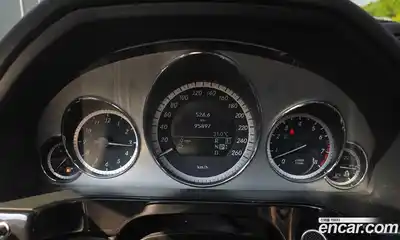 Mercedes-Benz E-Class 2010 3.5 автомат (гидро), миниатюра 8