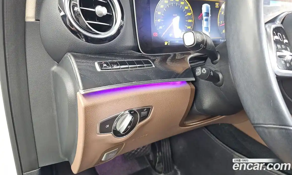 Mercedes-Benz E-Class 2019 2.0 автомат (гидро), фото 29