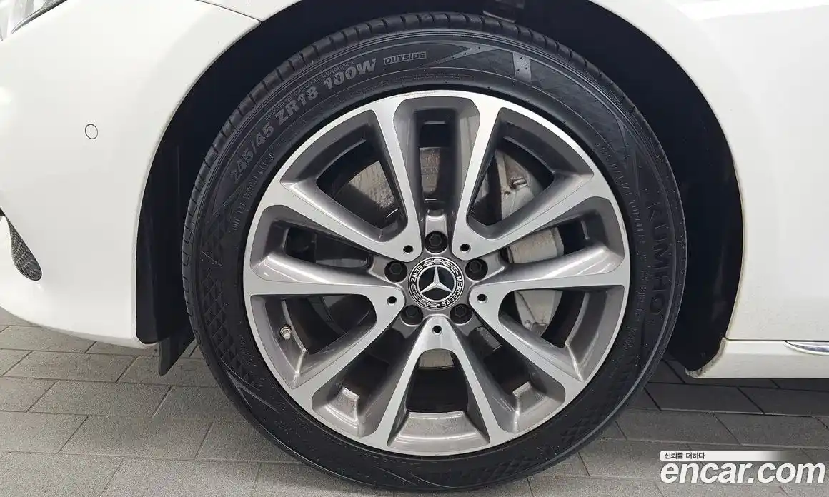 Mercedes-Benz E-Class 2019 2.0 автомат (гидро), фото 5