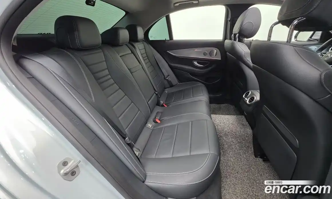 Mercedes-Benz E-Class 2019 2.0 автомат (гидро), фото 19