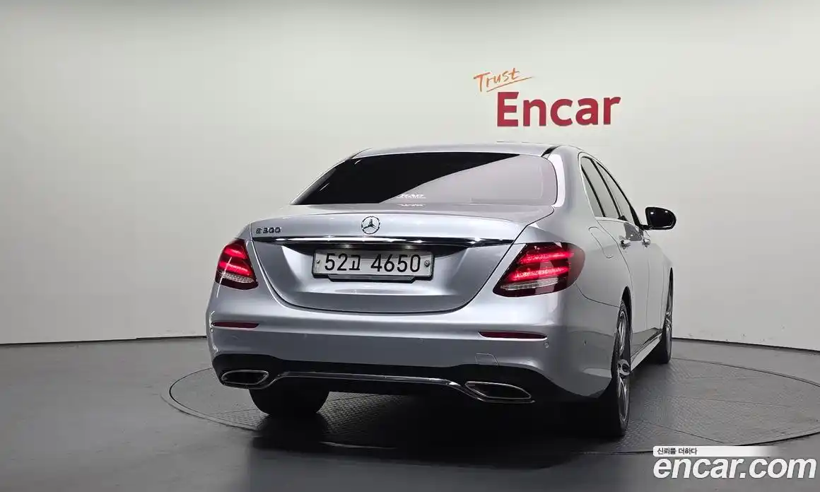 Mercedes-Benz E-Class 2019 2.0 автомат (гидро), фото 4
