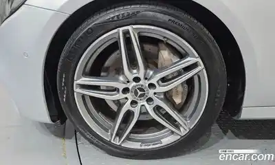 Mercedes-Benz E-Class 2019 2.0 автомат (гидро), миниатюра 5