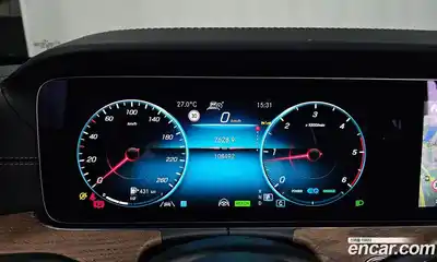 Mercedes-Benz E-Class 2023 1.9 автомат (гидро), миниатюра 11