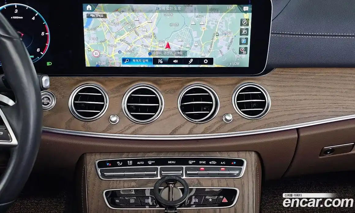 Mercedes-Benz E-Class 2023 1.9 автомат (гидро), фото 20