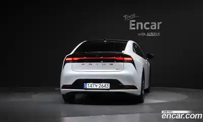 Toyota Prius 2024 2.0 автомат (гидро), миниатюра 4 Toyota Prius 2024 2.0 автомат (гидро), миниатюра 4