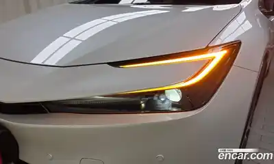 Toyota Prius 2024 2.0 автомат (гидро), миниатюра 8 Toyota Prius 2024 2.0 автомат (гидро), миниатюра 8