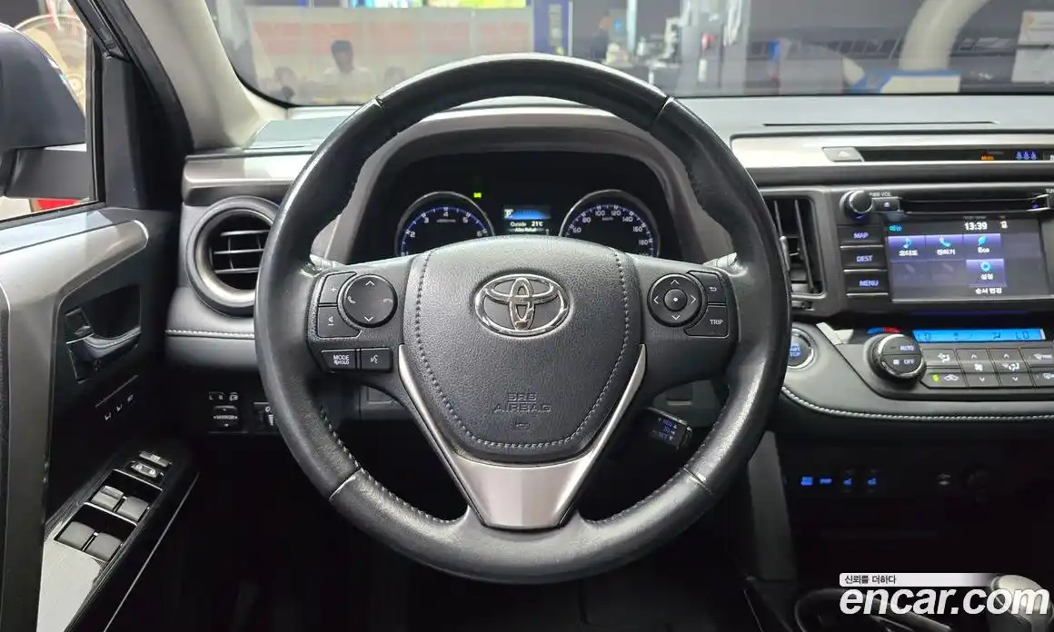 Toyota RAV4 2018 2.5 автомат (гидро), фото 19 Toyota RAV4 2018 2.5 автомат (гидро), фото 19
