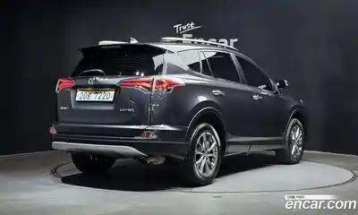 Toyota RAV4 2018 2.5 автомат (гидро), миниатюра 2 Toyota RAV4 2018 2.5 автомат (гидро), миниатюра 2
