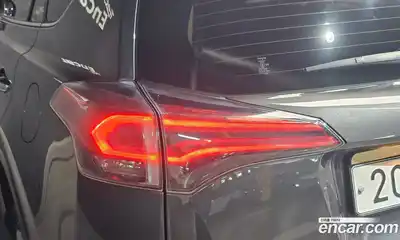 Toyota RAV4 2018 2.5 автомат (гидро), миниатюра 9 Toyota RAV4 2018 2.5 автомат (гидро), миниатюра 9