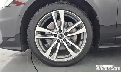 Audi A6 2022 2.0 автомат (гидро), миниатюра 5