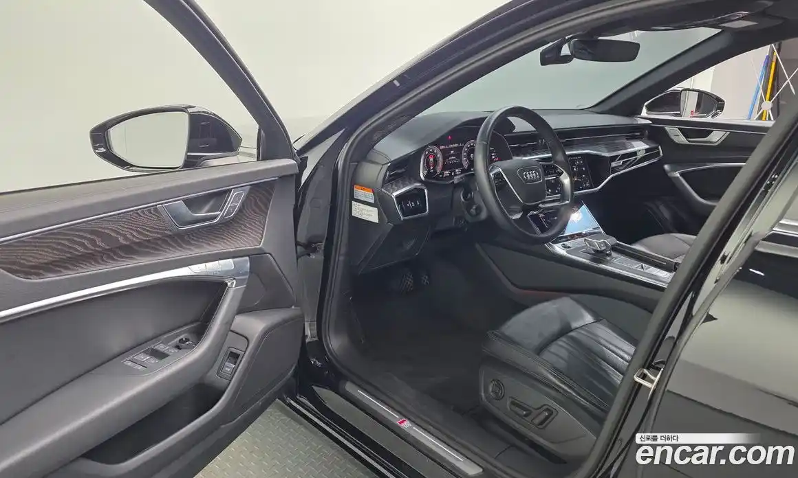 Audi A6 2022 2.0 автомат (гидро), фото 10