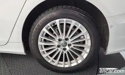 Audi A6 2020 2.0 автомат (гидро), миниатюра 7