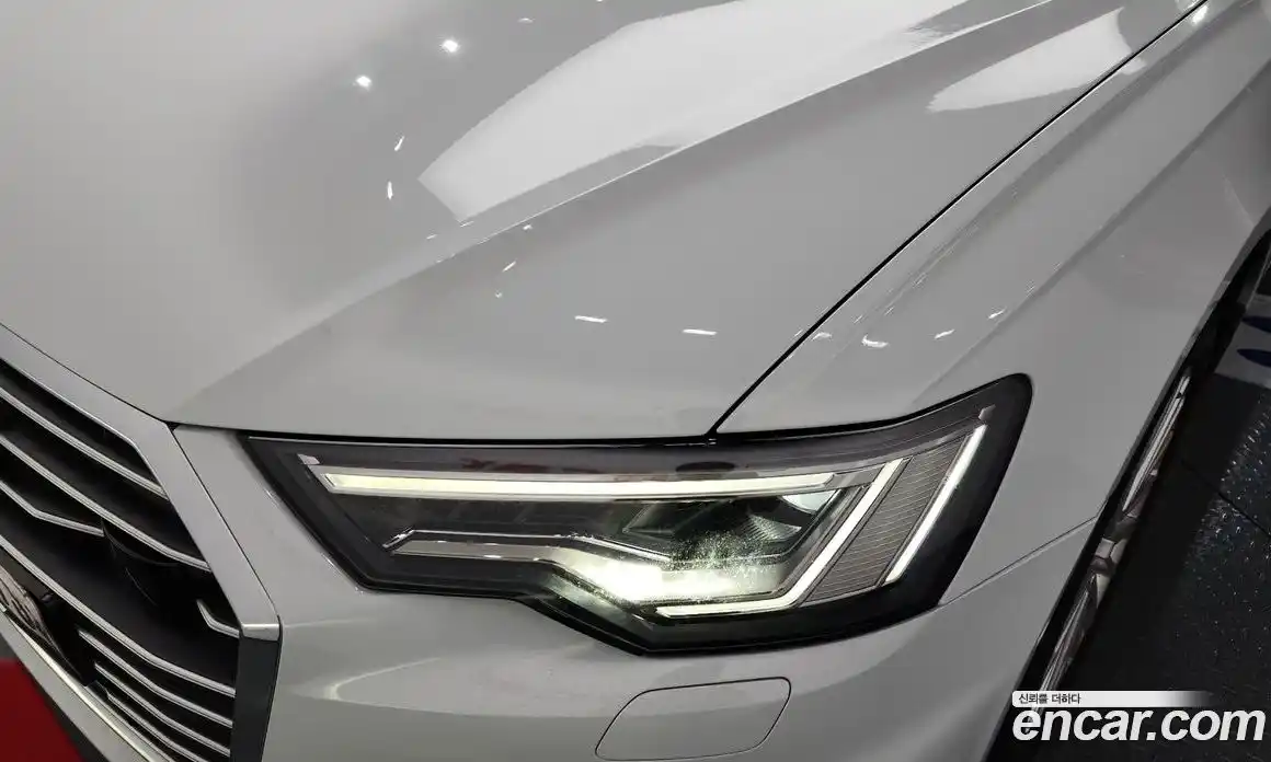 Audi A6 2020 2.0 автомат (гидро), фото 8