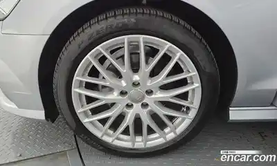 Audi A6 2018 2.0 автомат (гидро), миниатюра 5
