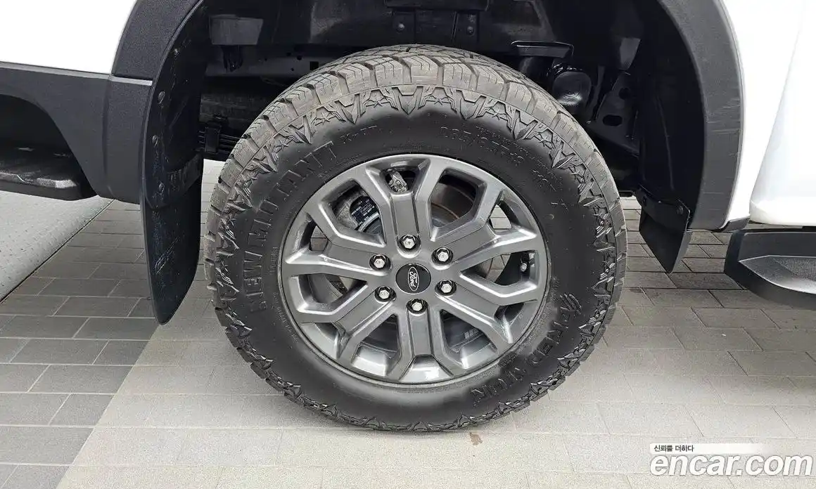 Ford Ranger 2025 2.0 автомат (гидро), фото 5