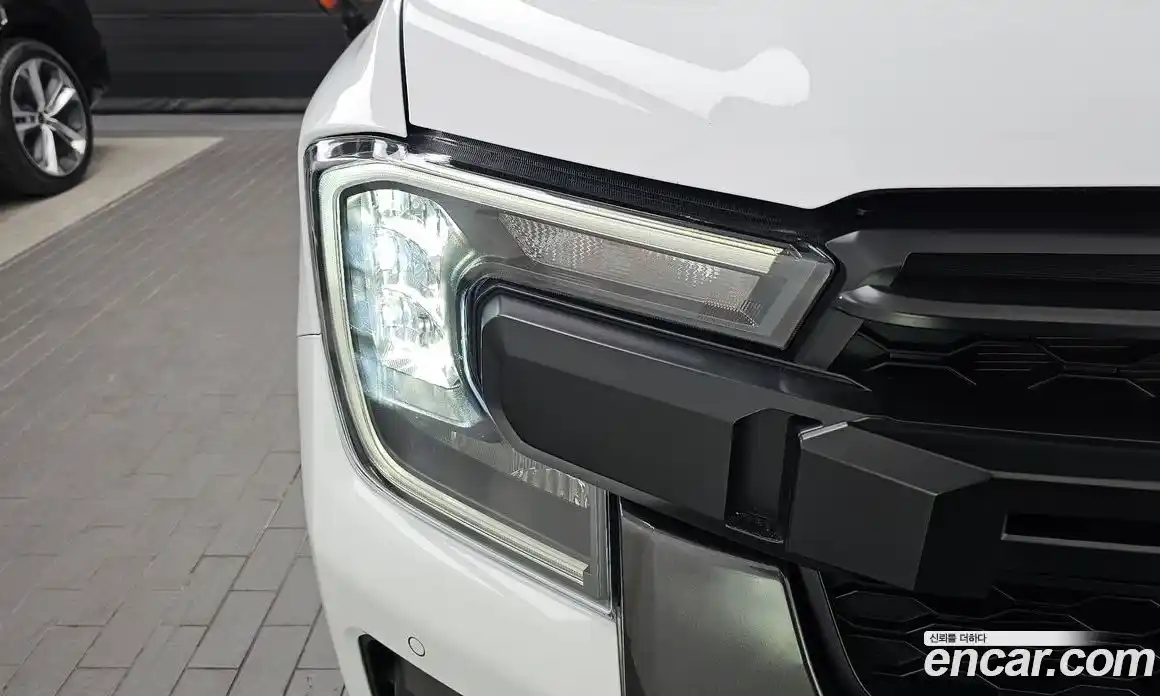 Ford Ranger 2025 2.0 автомат (гидро), фото 8