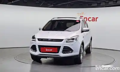 Ford Kuga 2016 2.0 автомат (гидро), миниатюра 3