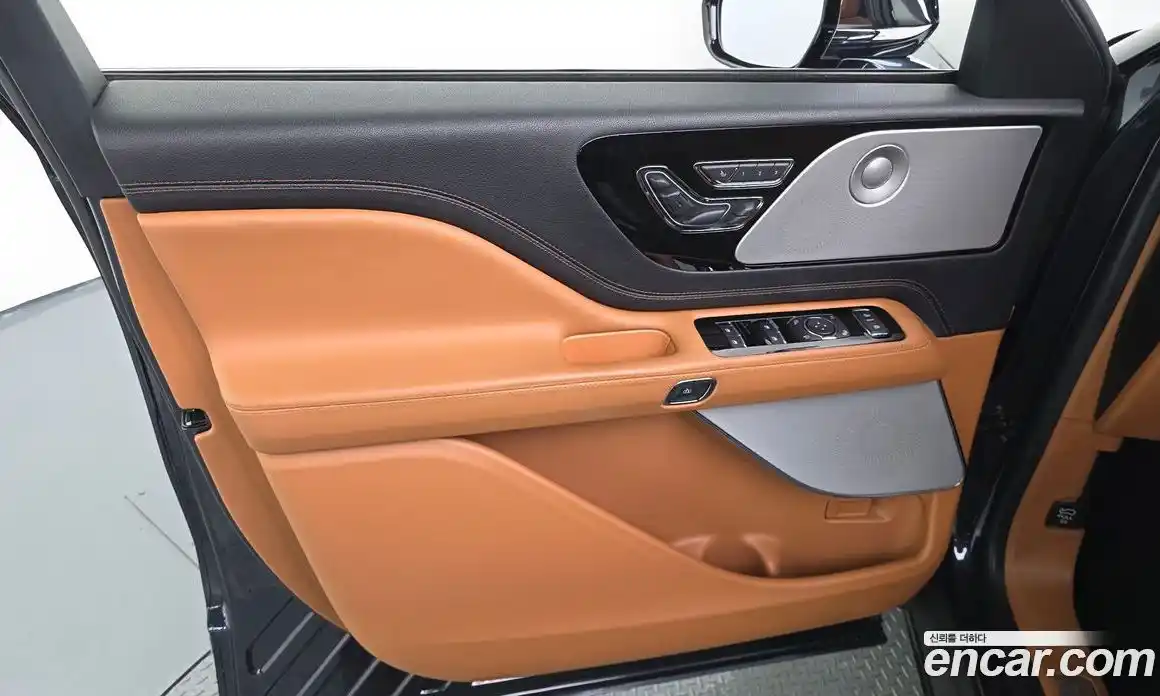 Lincoln Aviator 2022 3.0 автомат (гидро), фото 14 Lincoln Aviator 2022 3.0 автомат (гидро), фото 14