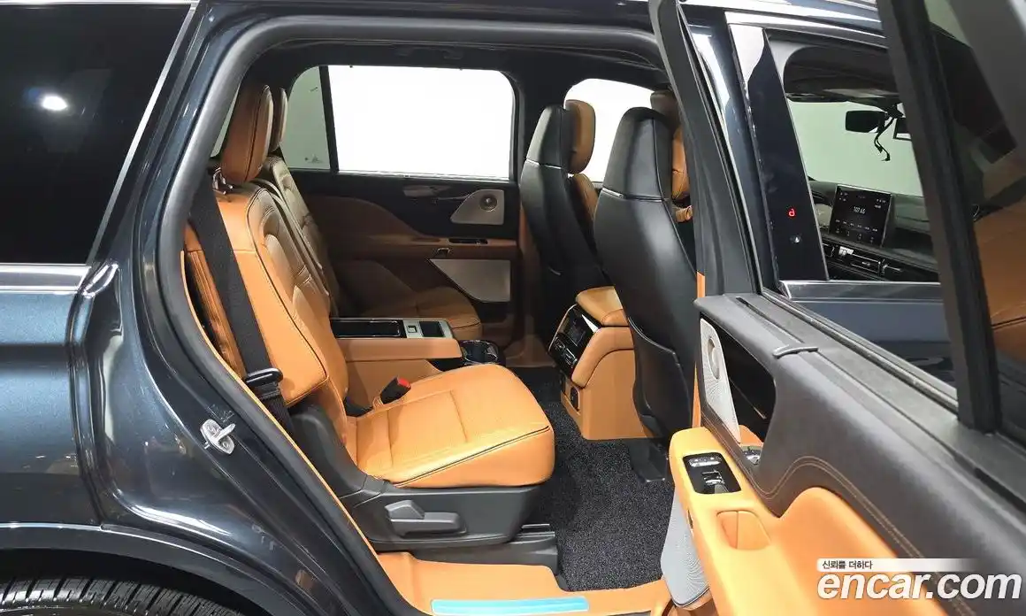 Lincoln Aviator 2022 3.0 автомат (гидро), фото 18 Lincoln Aviator 2022 3.0 автомат (гидро), фото 18