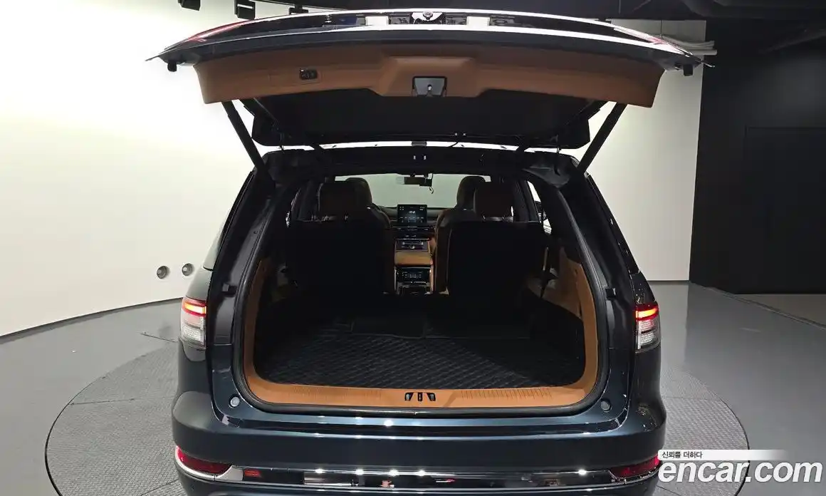 Lincoln Aviator 2022 3.0 автомат (гидро), фото 26 Lincoln Aviator 2022 3.0 автомат (гидро), фото 26