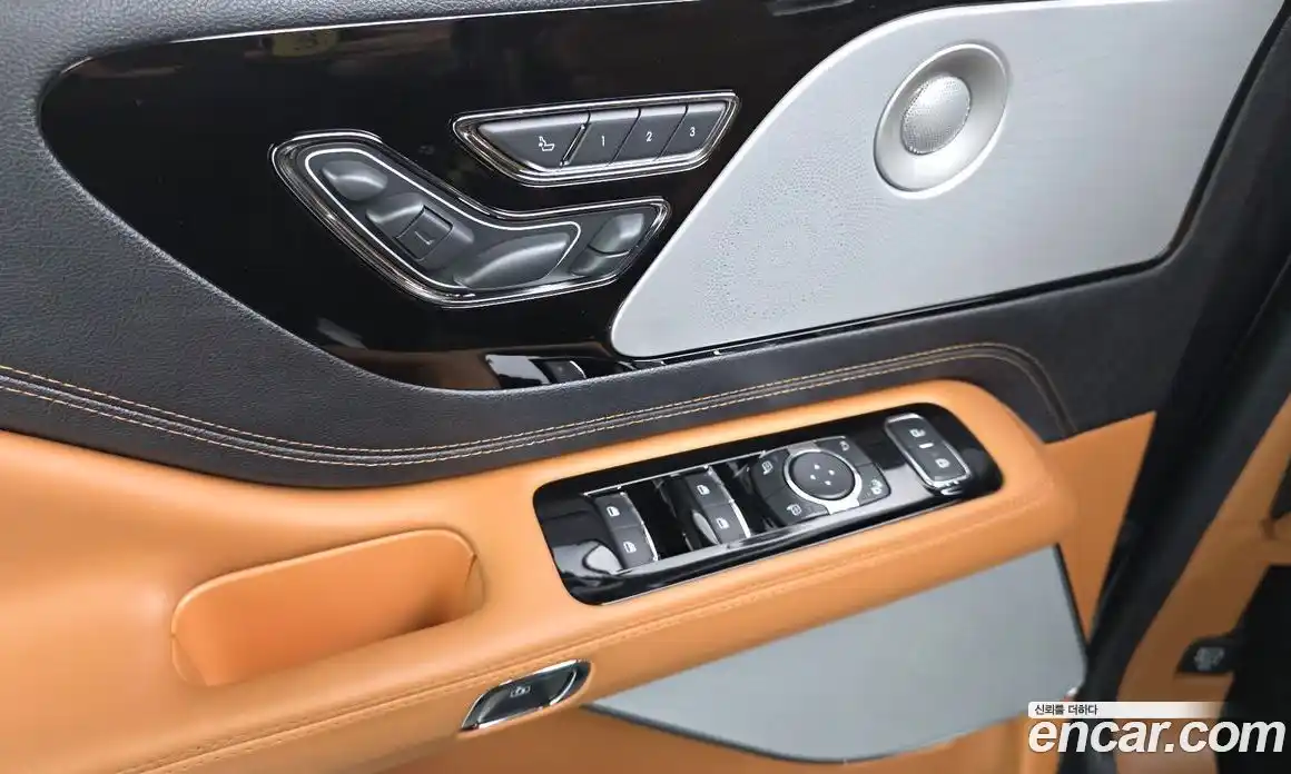 Lincoln Aviator 2022 3.0 автомат (гидро), фото 28 Lincoln Aviator 2022 3.0 автомат (гидро), фото 28