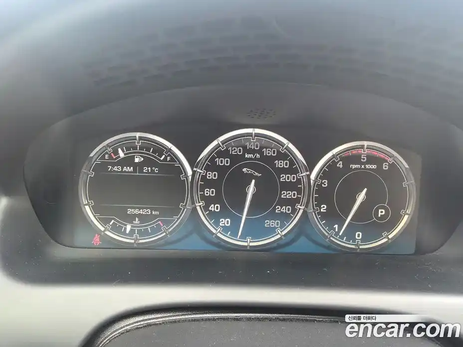 Jaguar XJ 2014 3.0 автомат (гидро), фото 8 Jaguar XJ 2014 3.0 автомат (гидро), фото 8