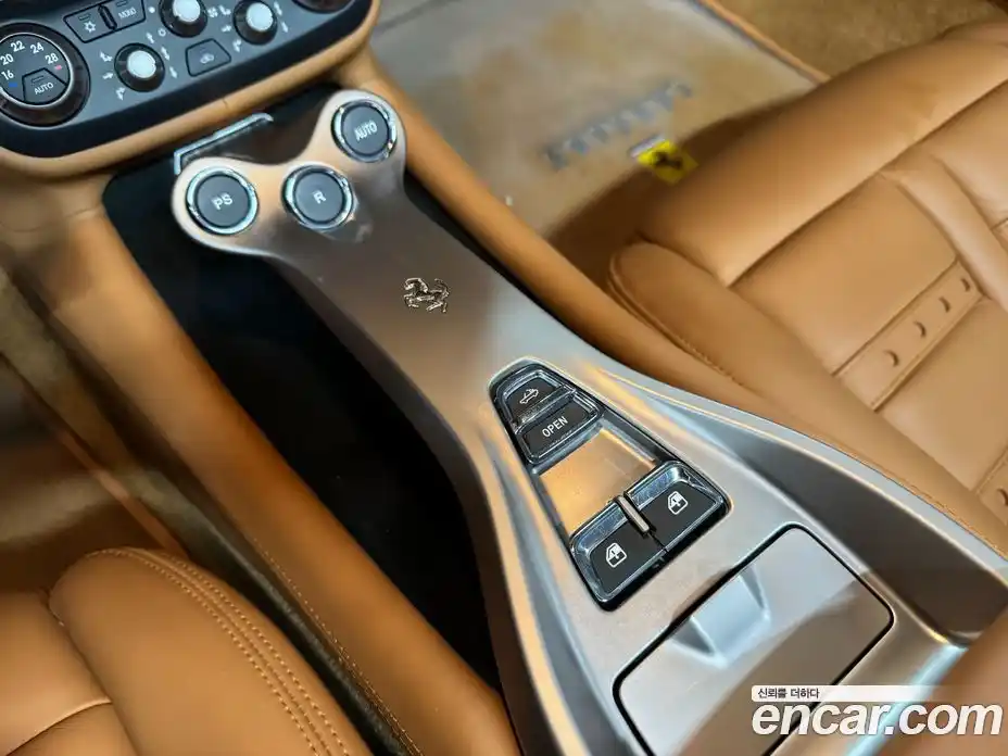 Ferrari California 2010 4.3 автомат (гидро), фото 13