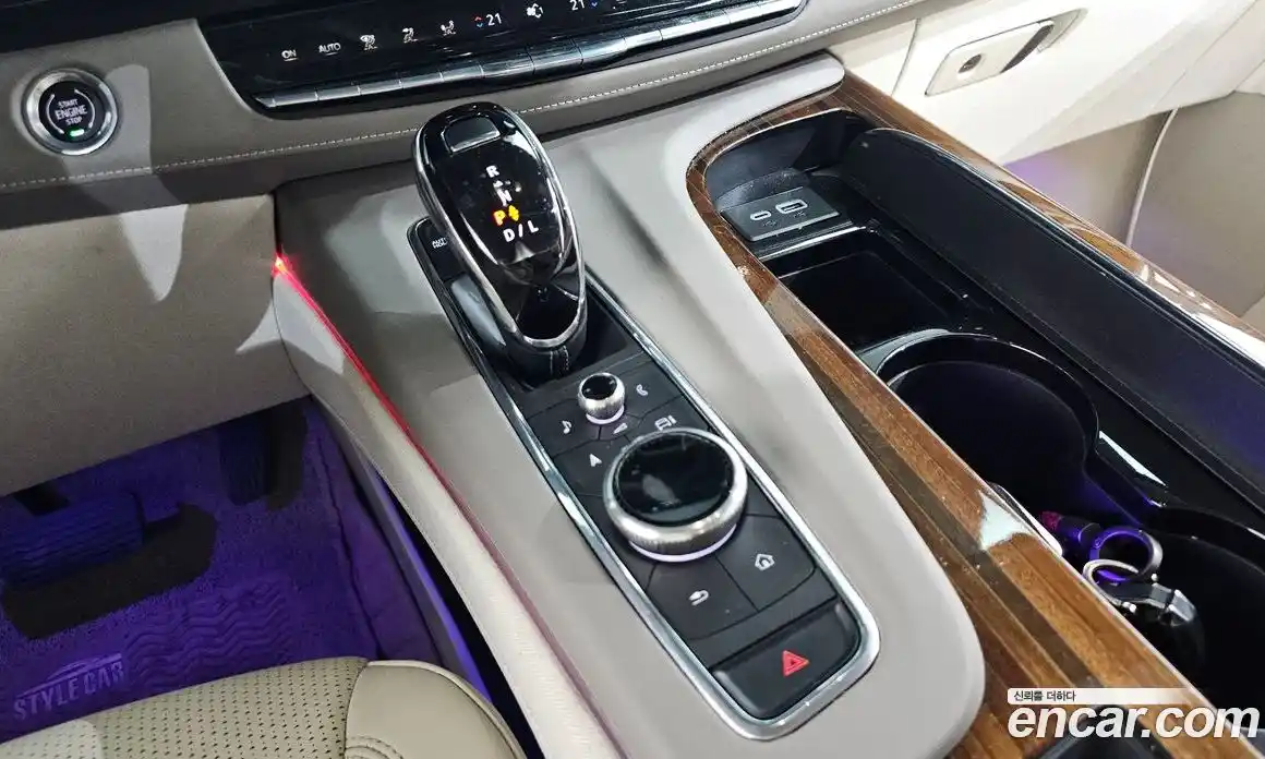 Cadillac Escalade 2023 6.2 автомат (гидро), фото 12 Cadillac Escalade 2023 6.2 автомат (гидро), фото 12