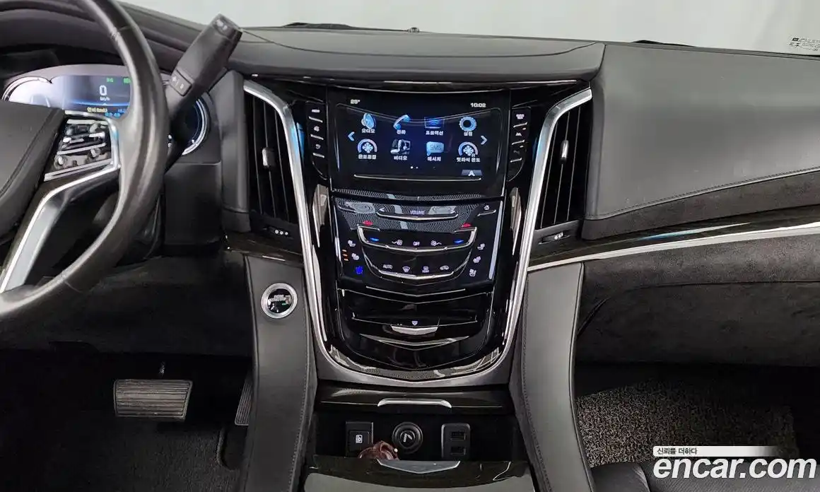 Cadillac Escalade 2019 6.2 автомат (гидро), фото 14 Cadillac Escalade 2019 6.2 автомат (гидро), фото 14