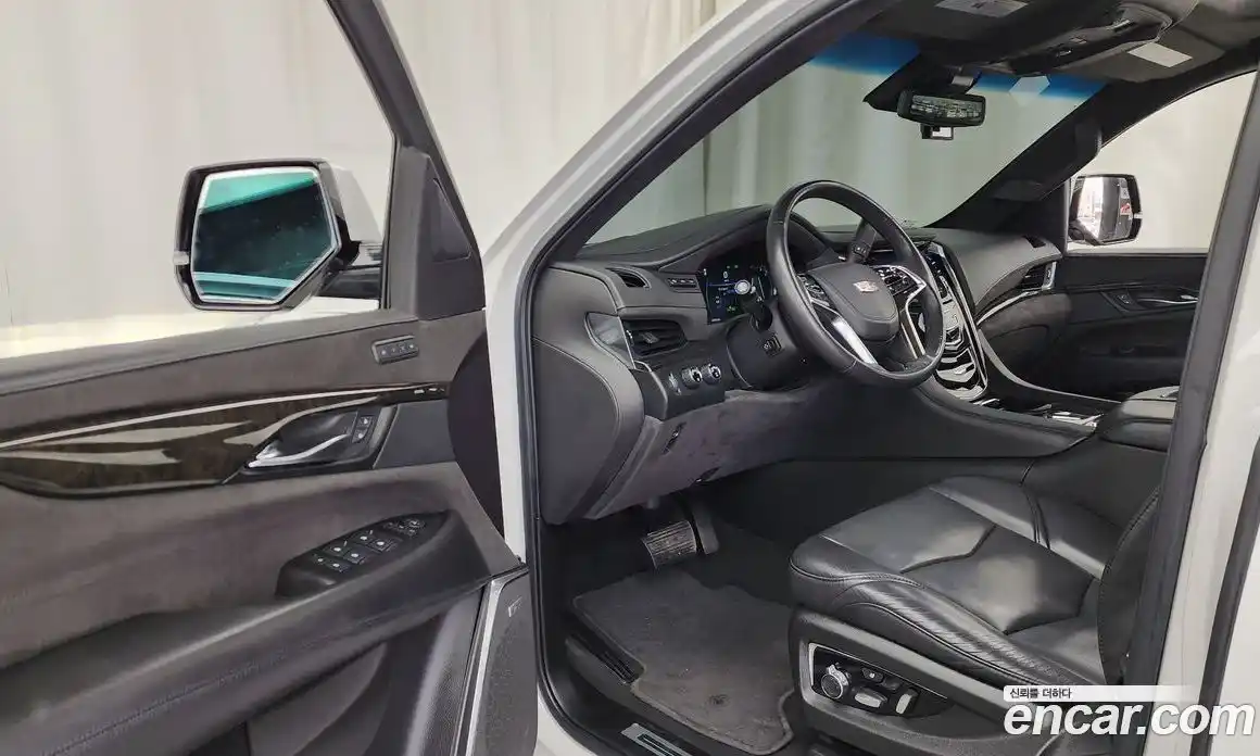 Cadillac Escalade 2019 6.2 автомат (гидро), фото 10 Cadillac Escalade 2019 6.2 автомат (гидро), фото 10