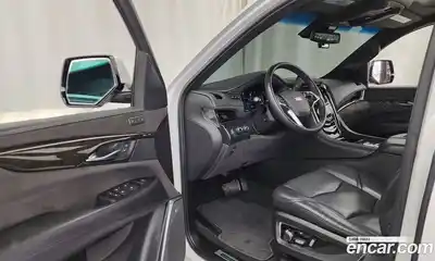 Cadillac Escalade 2019 6.2 автомат (гидро), миниатюра 10 Cadillac Escalade 2019 6.2 автомат (гидро), миниатюра 10