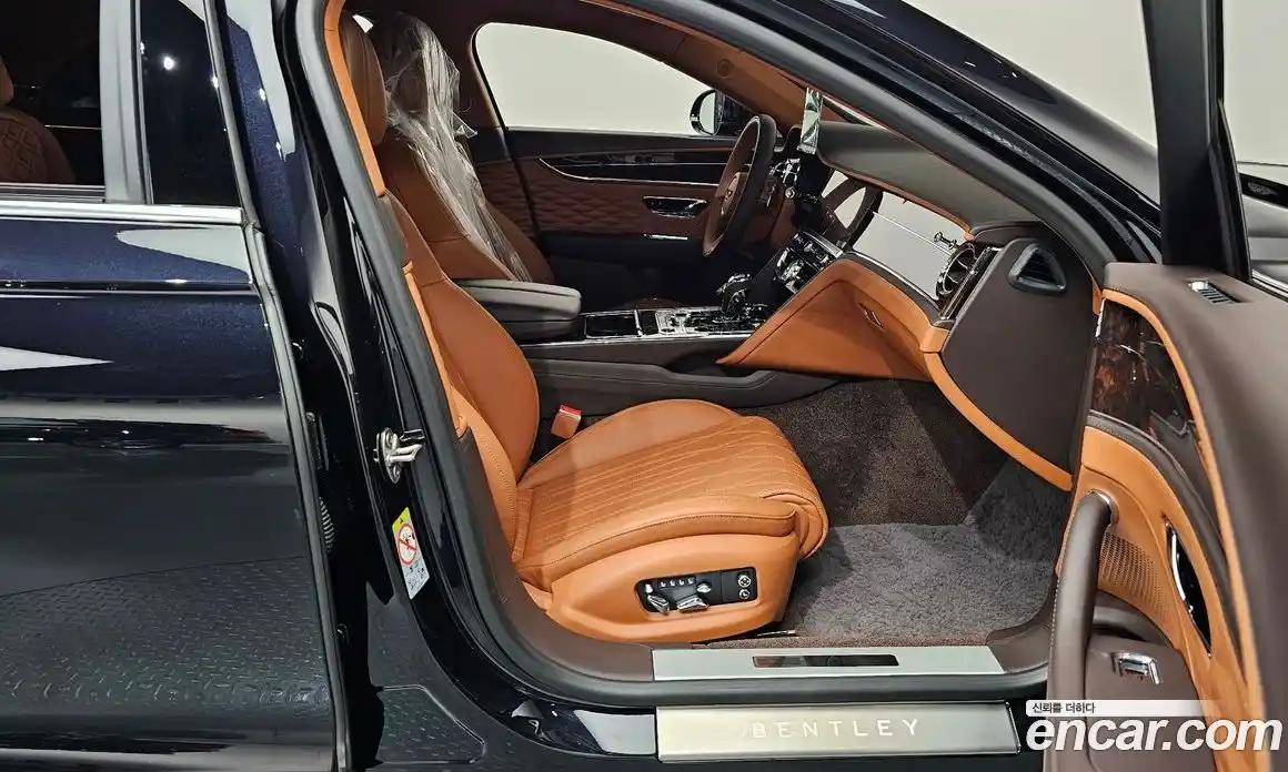 Bentley Flying Spur 2022 4.0 автомат (гидро), фото 16 Bentley Flying Spur 2022 4.0 автомат (гидро), фото 16